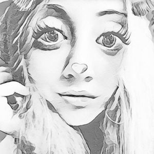 Meet your Posher, Holly